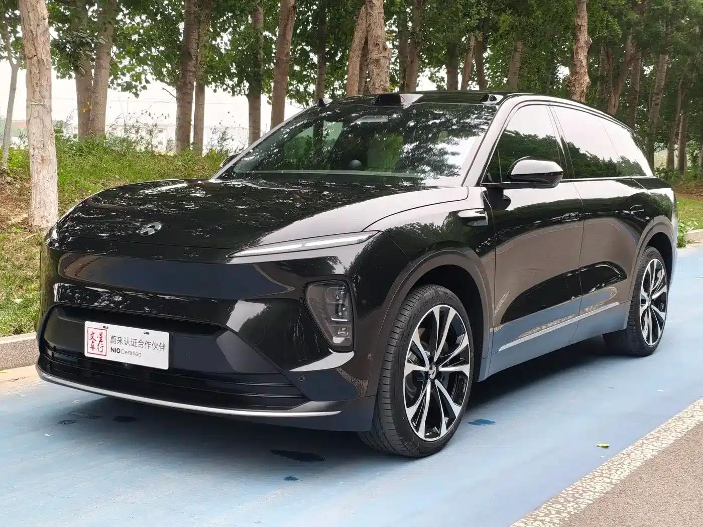 NIO ES8 2023 100kWh Signature Edition — миниатюра 1