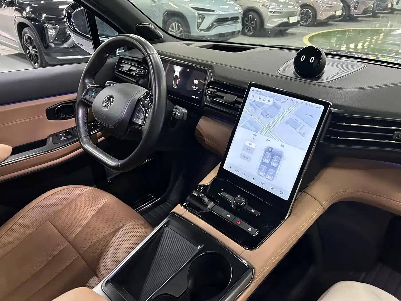 NIO ES8 2020 Model 415KM Six-Seater — миниатюра 14
