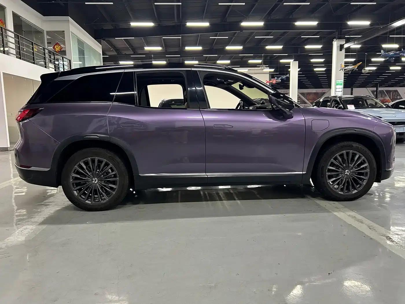 NIO ES8 2020 Model 415KM Six-Seater — миниатюра 3