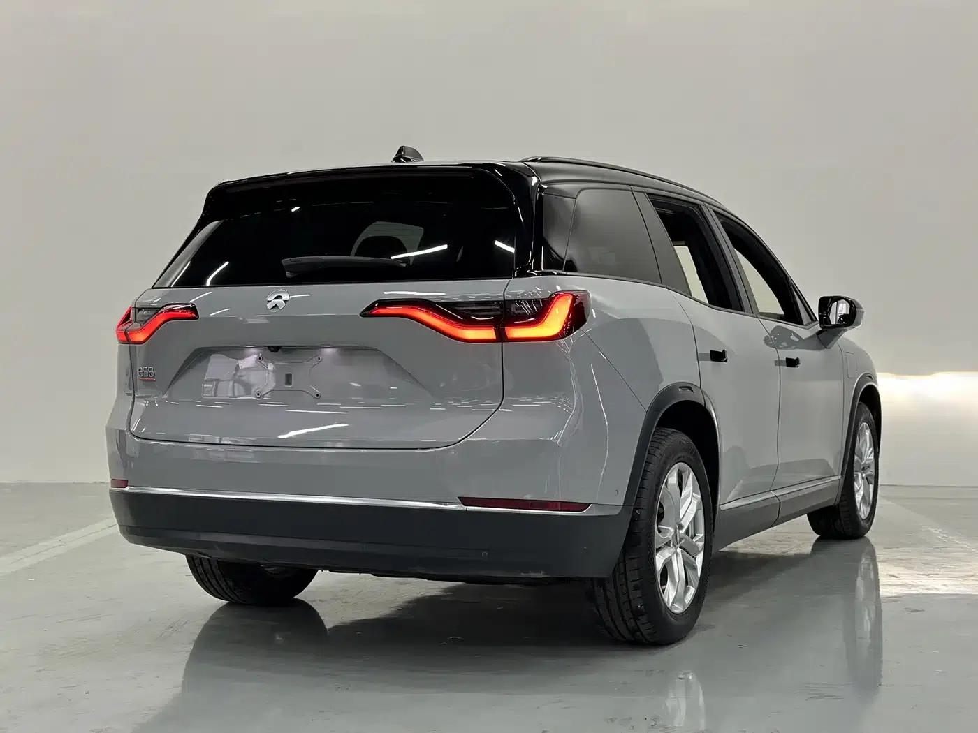 NIO ES8 2020 Model 415KM Six-Seater — миниатюра 2