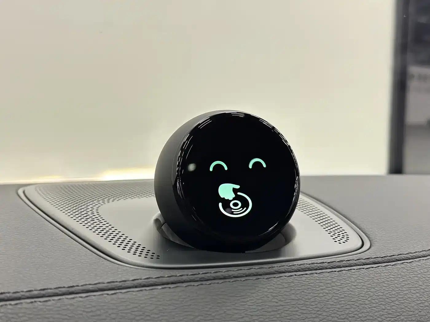 NIO ES8 2020 Model 415KM Six-Seater — миниатюра 11