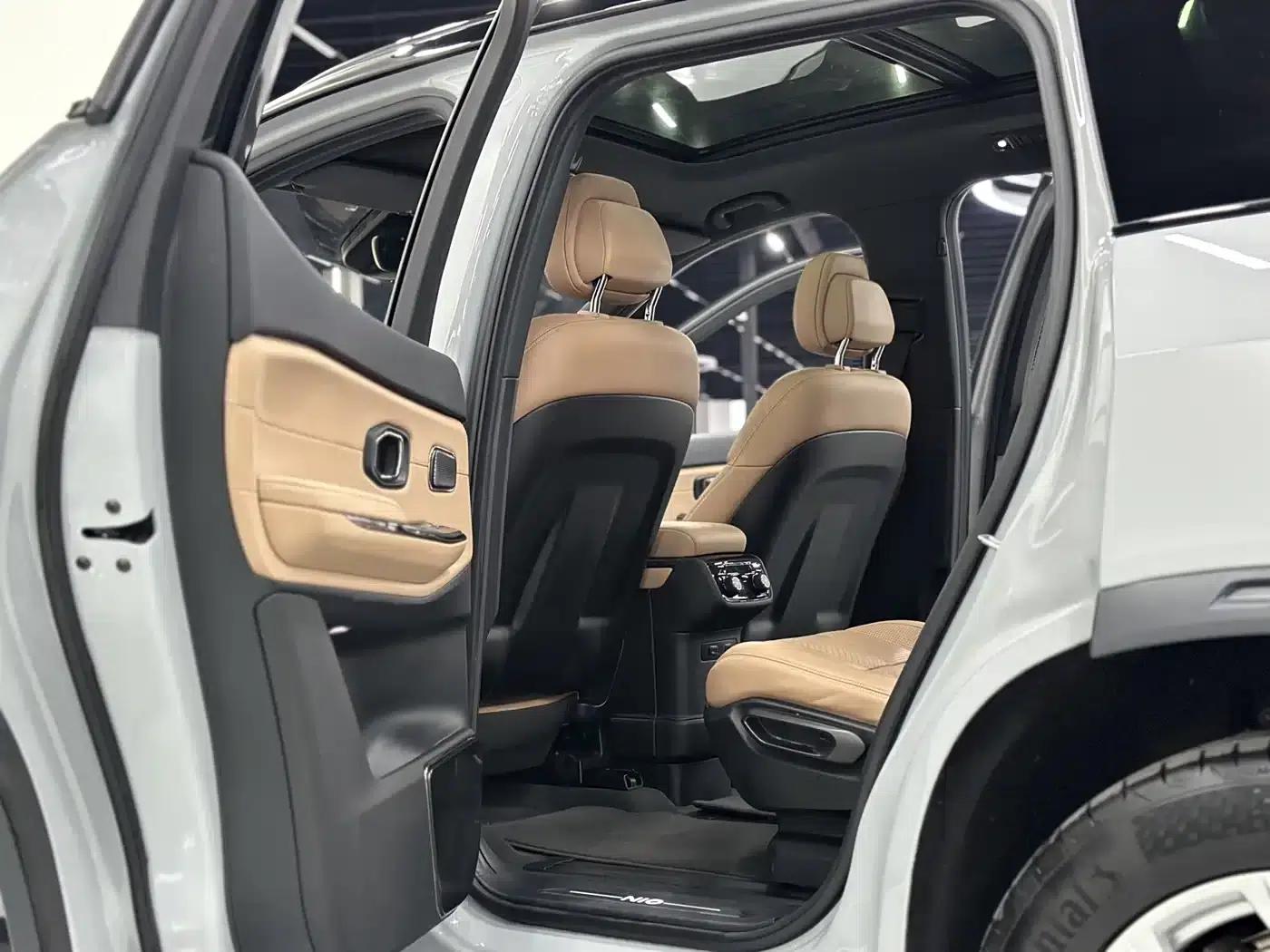NIO ES8 2020 Model 415KM Six-Seater — миниатюра 6