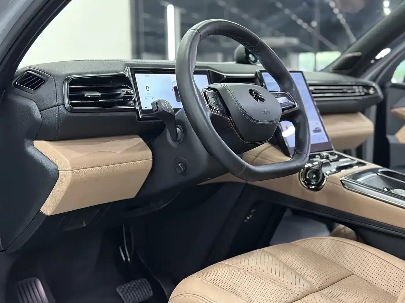 NIO ES8 2020 Model 415KM Six-Seater — миниатюра 8