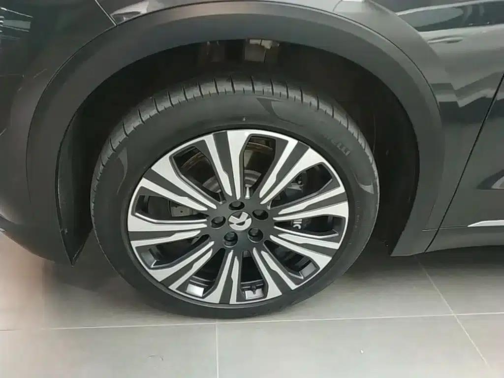 NIO ES8 2023 model 75kWh — миниатюра 23