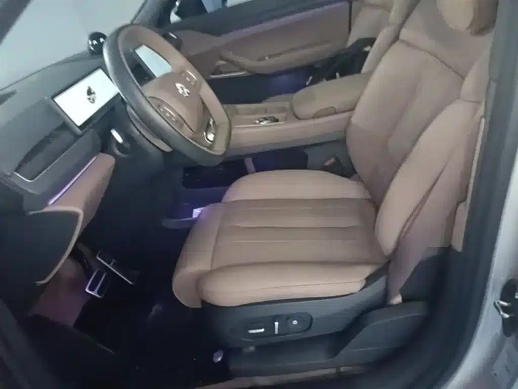 NIO ES8 2024 model 75kWh — миниатюра 15