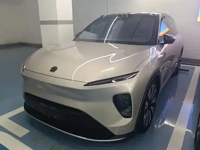 NIO ES8 2024 model 75kWh
