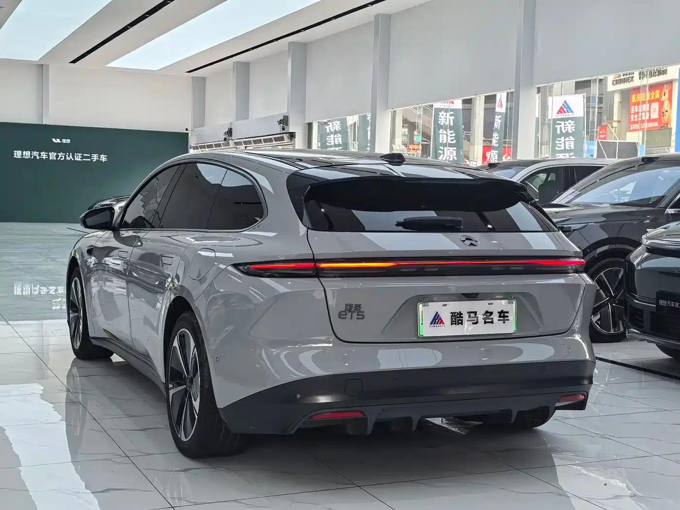 NIO ET5T 2023 75kWh Touring — миниатюра 13