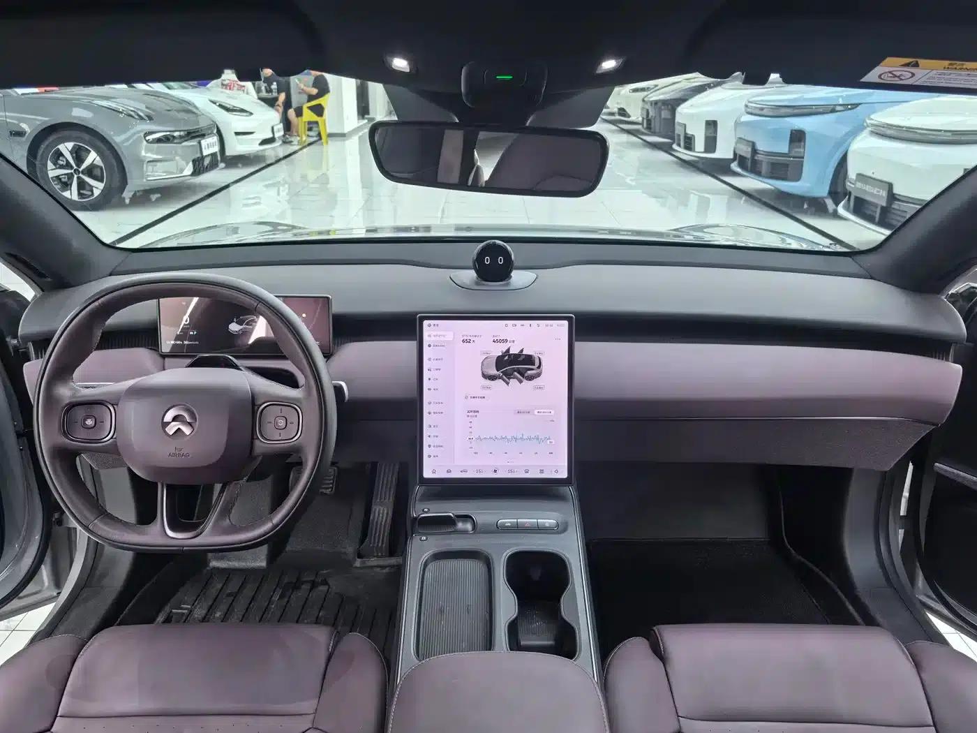 NIO ET5T 2023 75kWh Touring — миниатюра 4