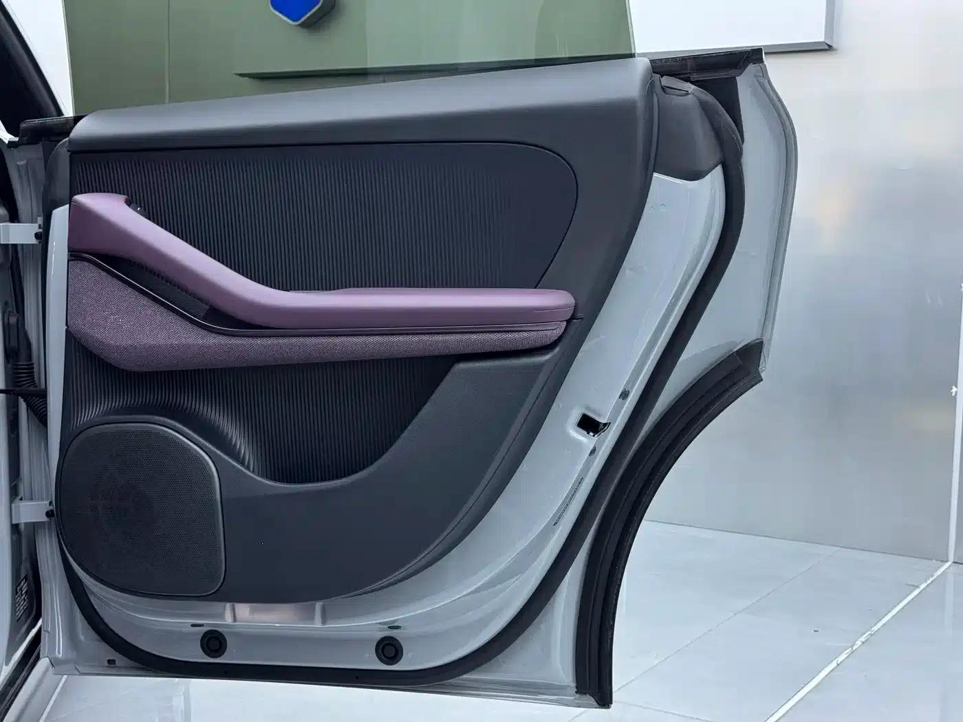 NIO ET5T 2023 75kWh Touring — миниатюра 23