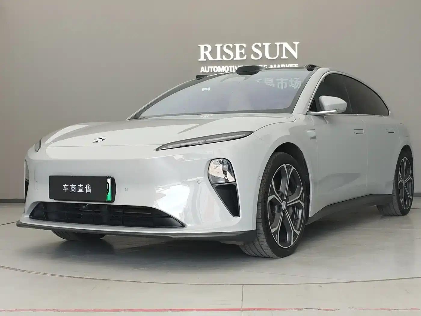 NIO ET5T 2024 Model 75kWh Touring — миниатюра 1