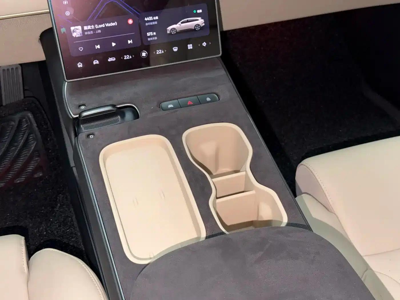 NIO ET5T 2024 Model 75kWh Touring — миниатюра 14
