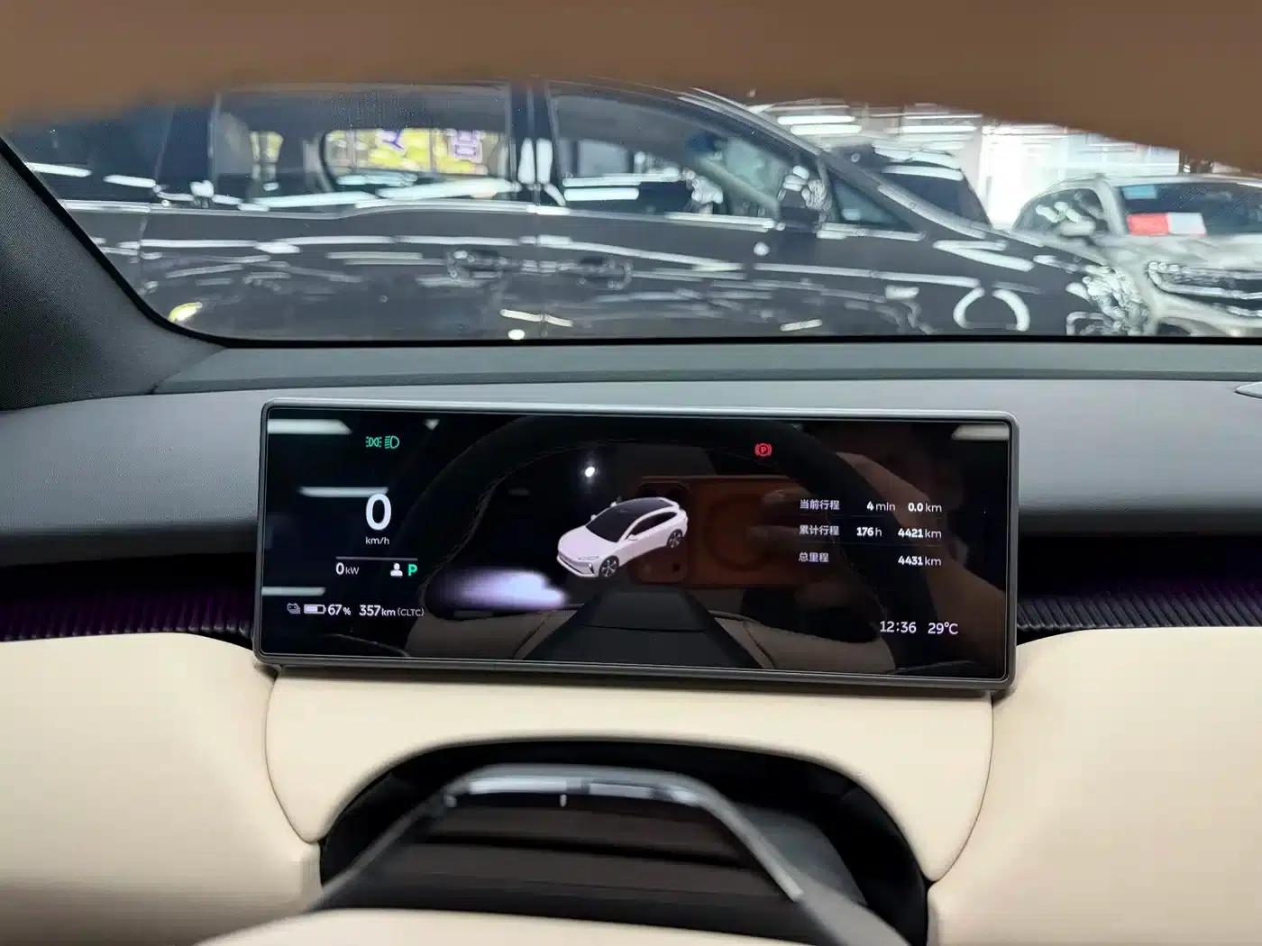 NIO ET5T 2024 Model 75kWh Touring — миниатюра 16