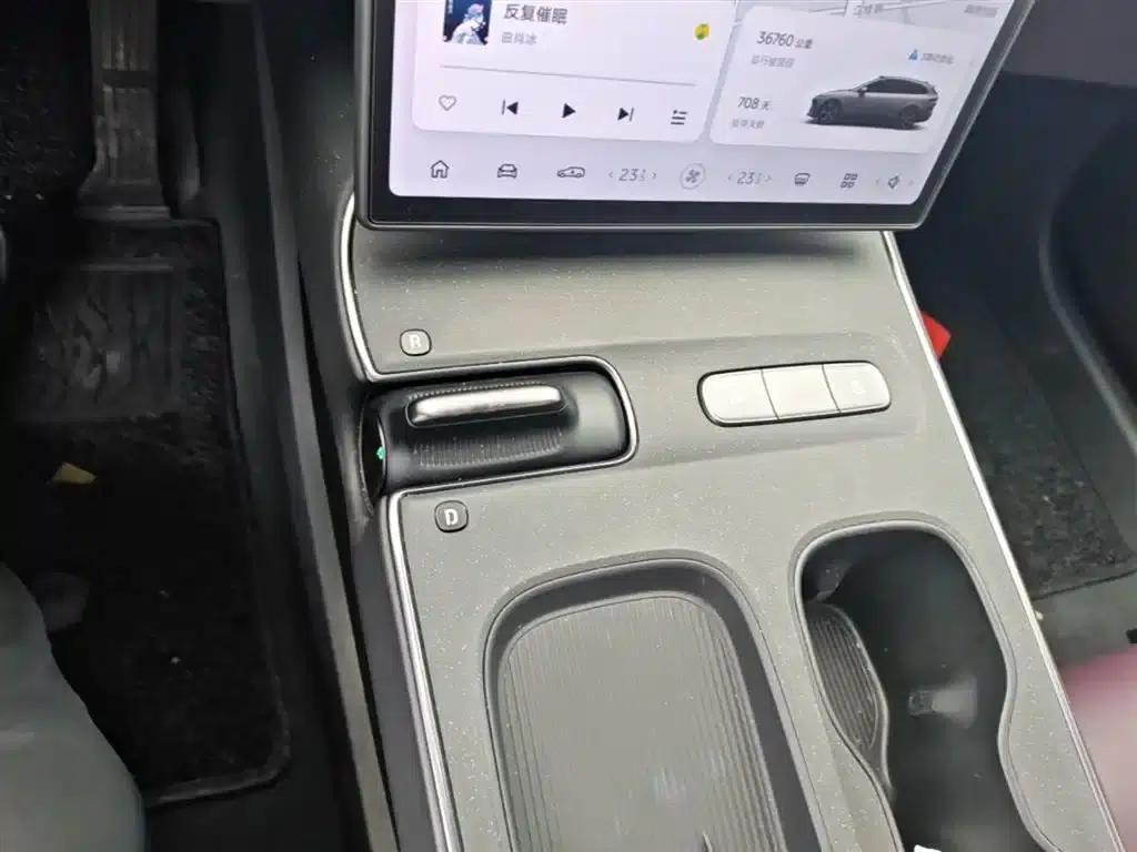 NIO ET5T 2024 Model 75kWh Touring — миниатюра 14