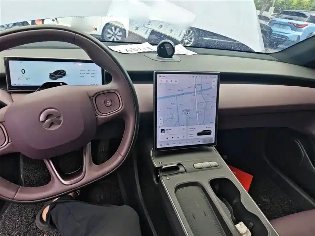 NIO ET5T 2024 Model 75kWh Touring — миниатюра 10