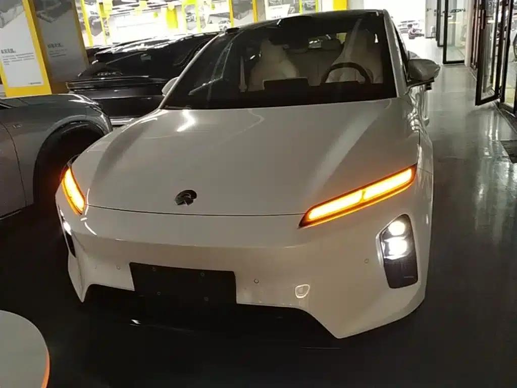 NIO ET5T 2025 75kWh Touring — миниатюра 3