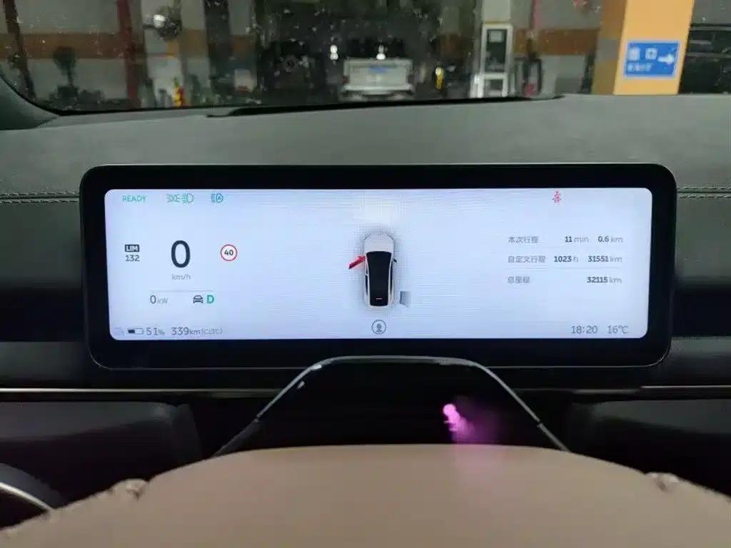 NIO EC6 2025 model 75kWh — миниатюра 8