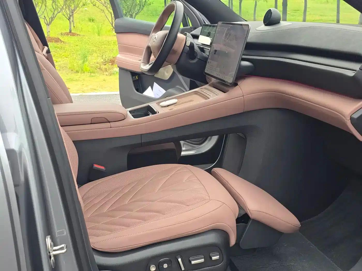 NIO EC6 2025 model 75kWh — миниатюра 14
