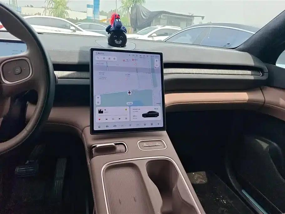NIO EC6 2023 model 75kWh — миниатюра 13