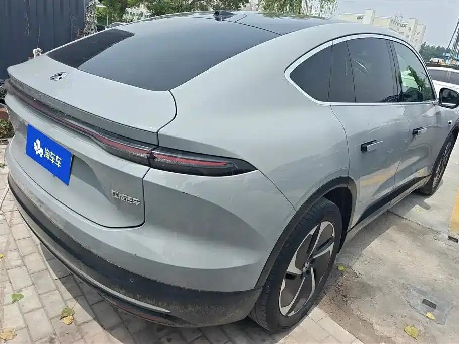 NIO EC6 2023 model 75kWh — миниатюра 3