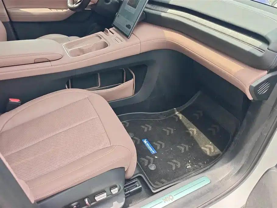 NIO EC6 2023 model 75kWh — миниатюра 8