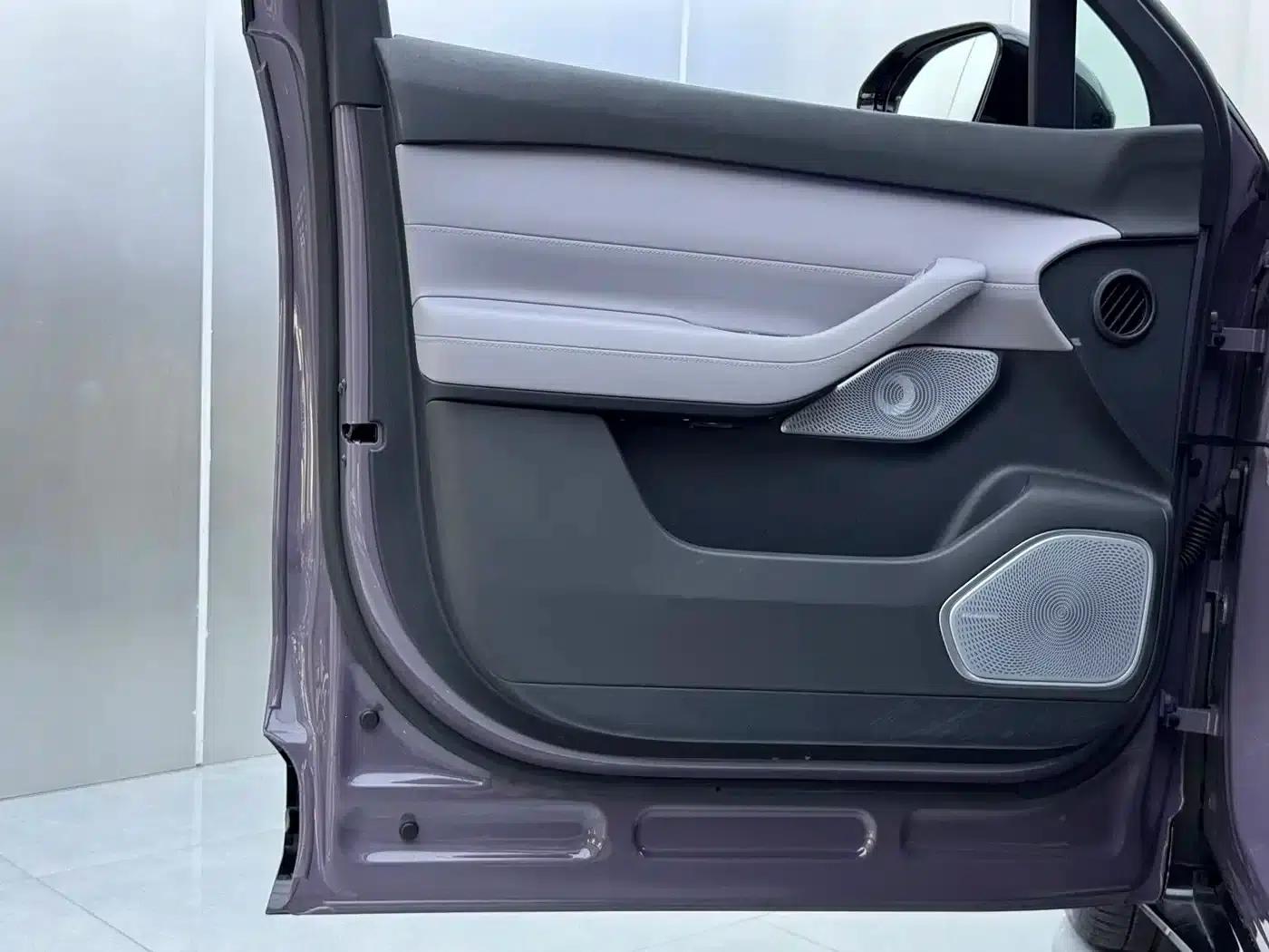 NIO EC6 2025 model 75kWh — миниатюра 9