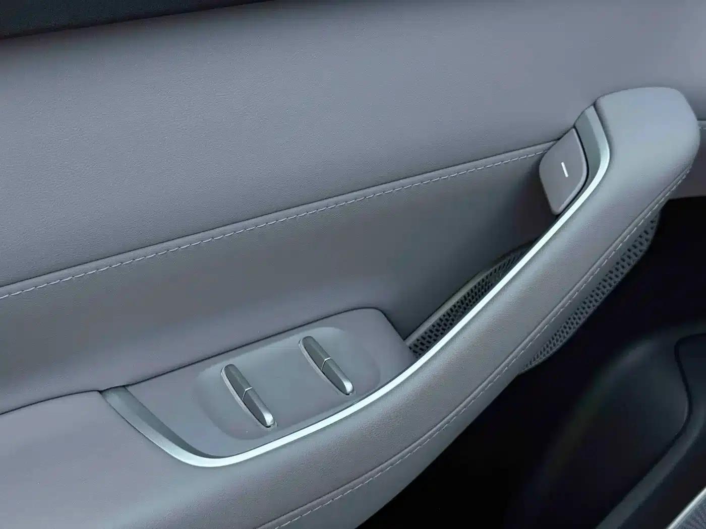 NIO EC6 2025 model 75kWh — миниатюра 10