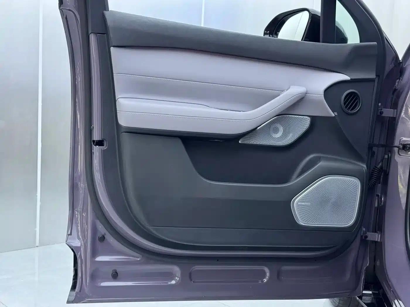 NIO EC6 2025 model 75kWh — миниатюра 9