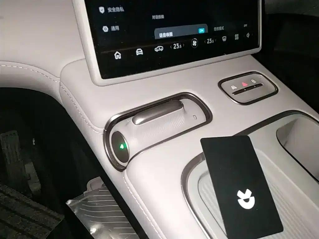 NIO EC6 2024 model 75kWh — миниатюра 14