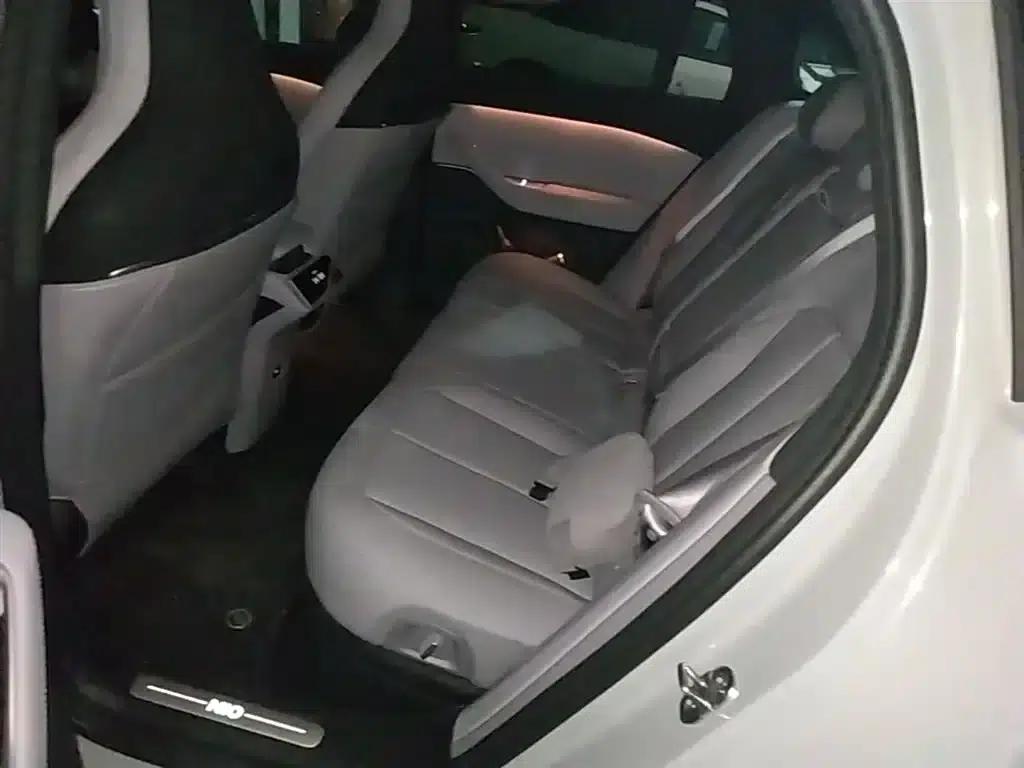 NIO EC6 2024 model 75kWh — миниатюра 17