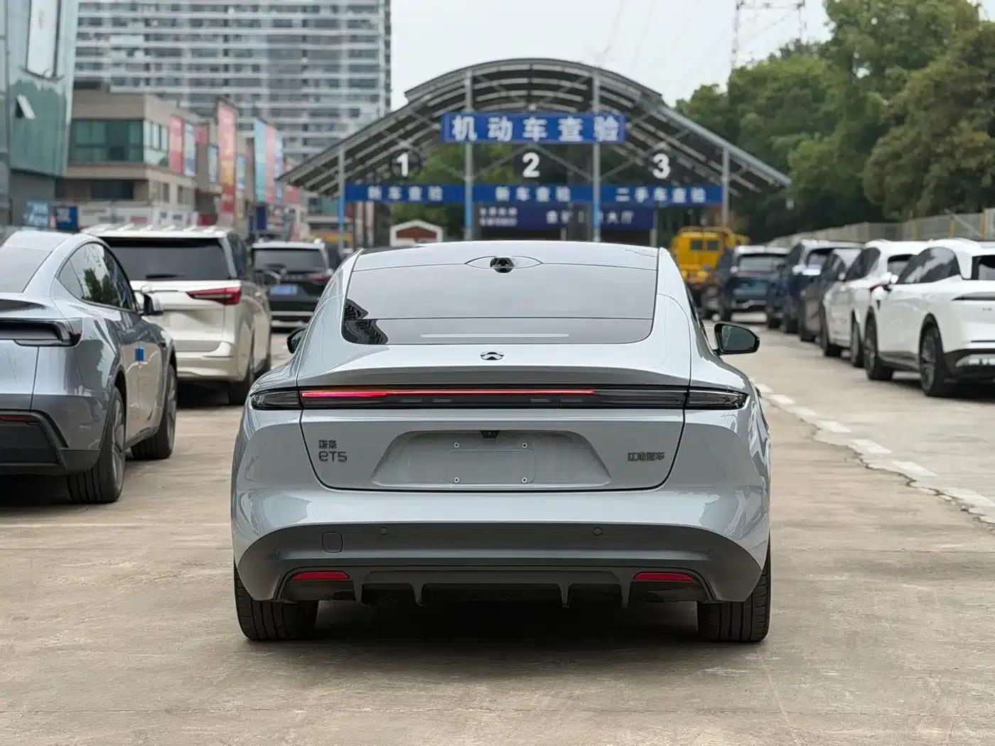 NIO ET5 2022 model 75kWh — миниатюра 9