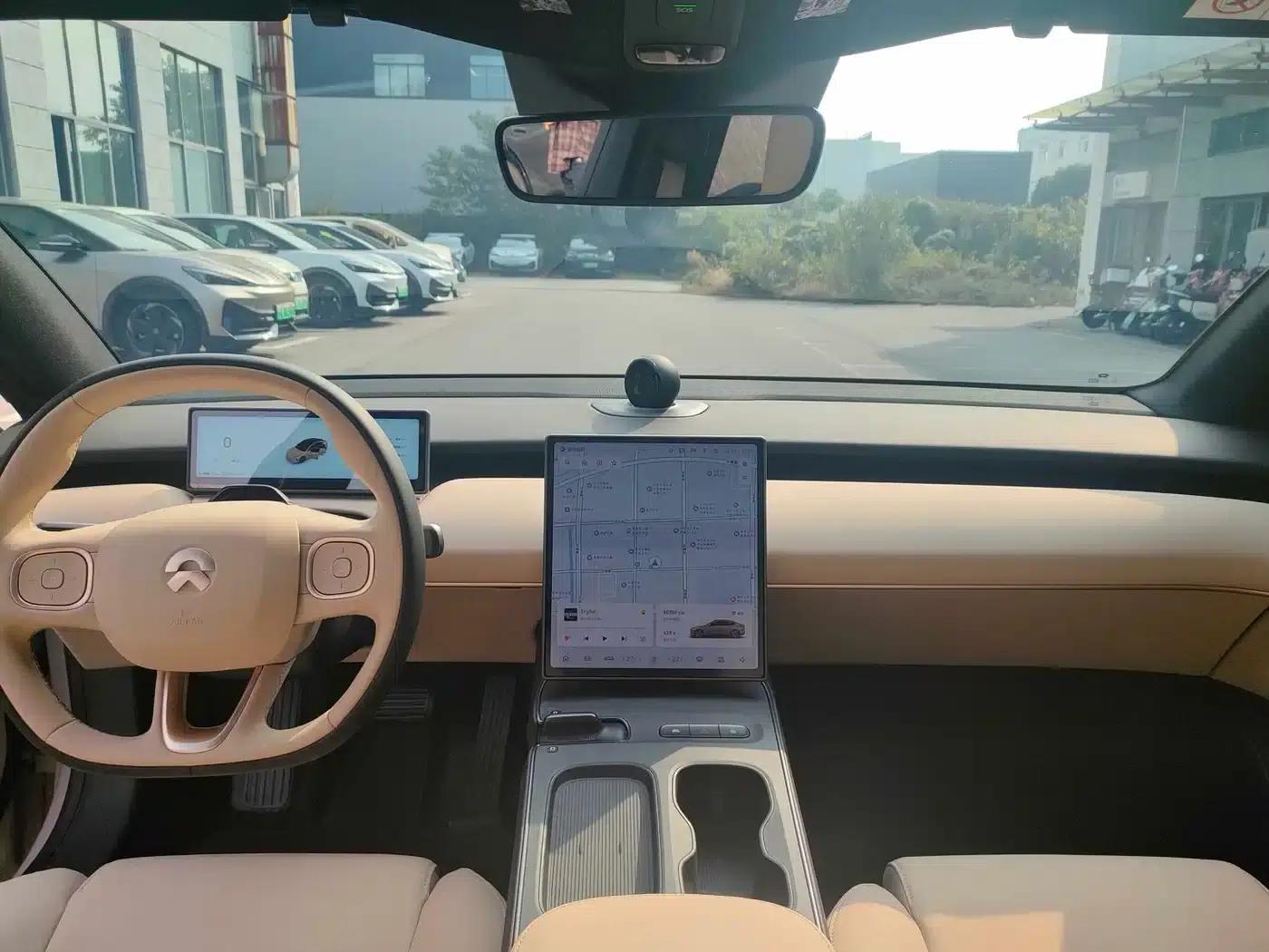 NIO ET5 2024 model 75kWh — миниатюра 11