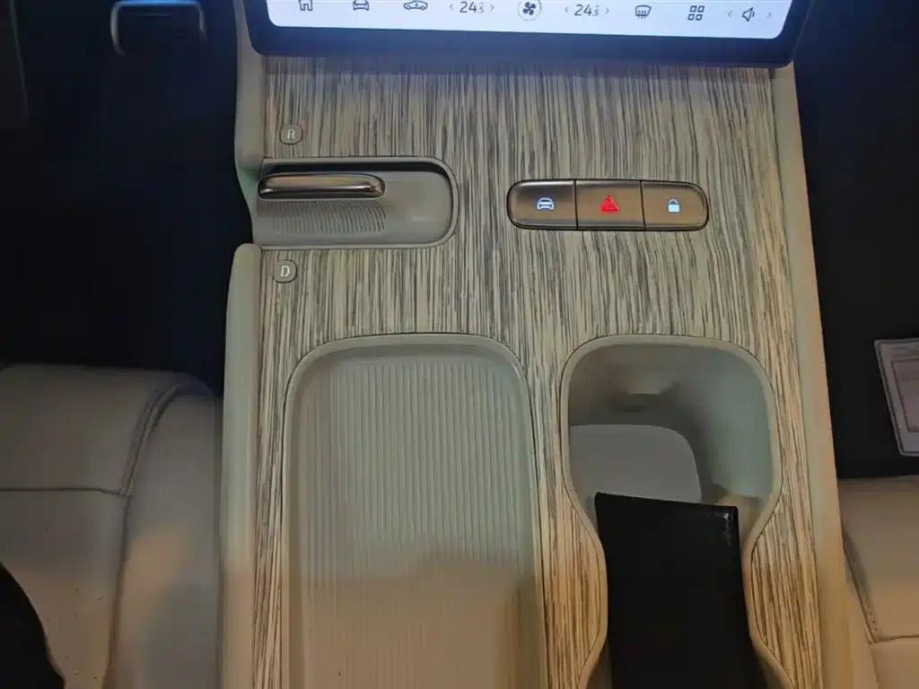 NIO ET7 2022 Model 100kWh — миниатюра 14