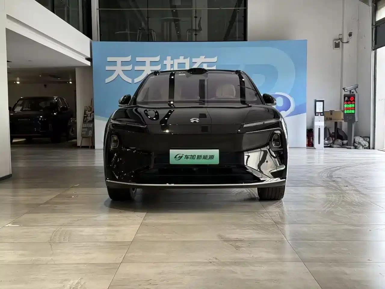 NIO ET9 2025 102kWh Signature Edition — миниатюра 2