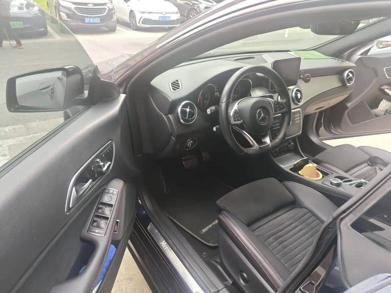 Mercedes-Benz CLA 2018 CLA 220 4MATIC — миниатюра 17
