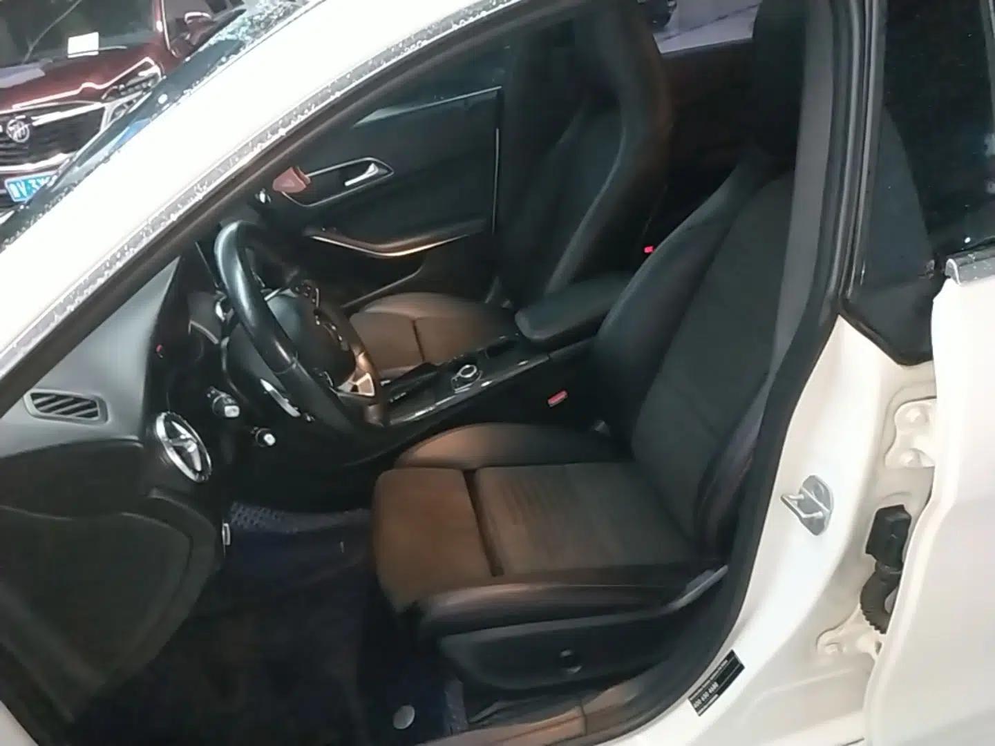Mercedes-Benz CLA 2016 CLA 220 4MATIC — миниатюра 18