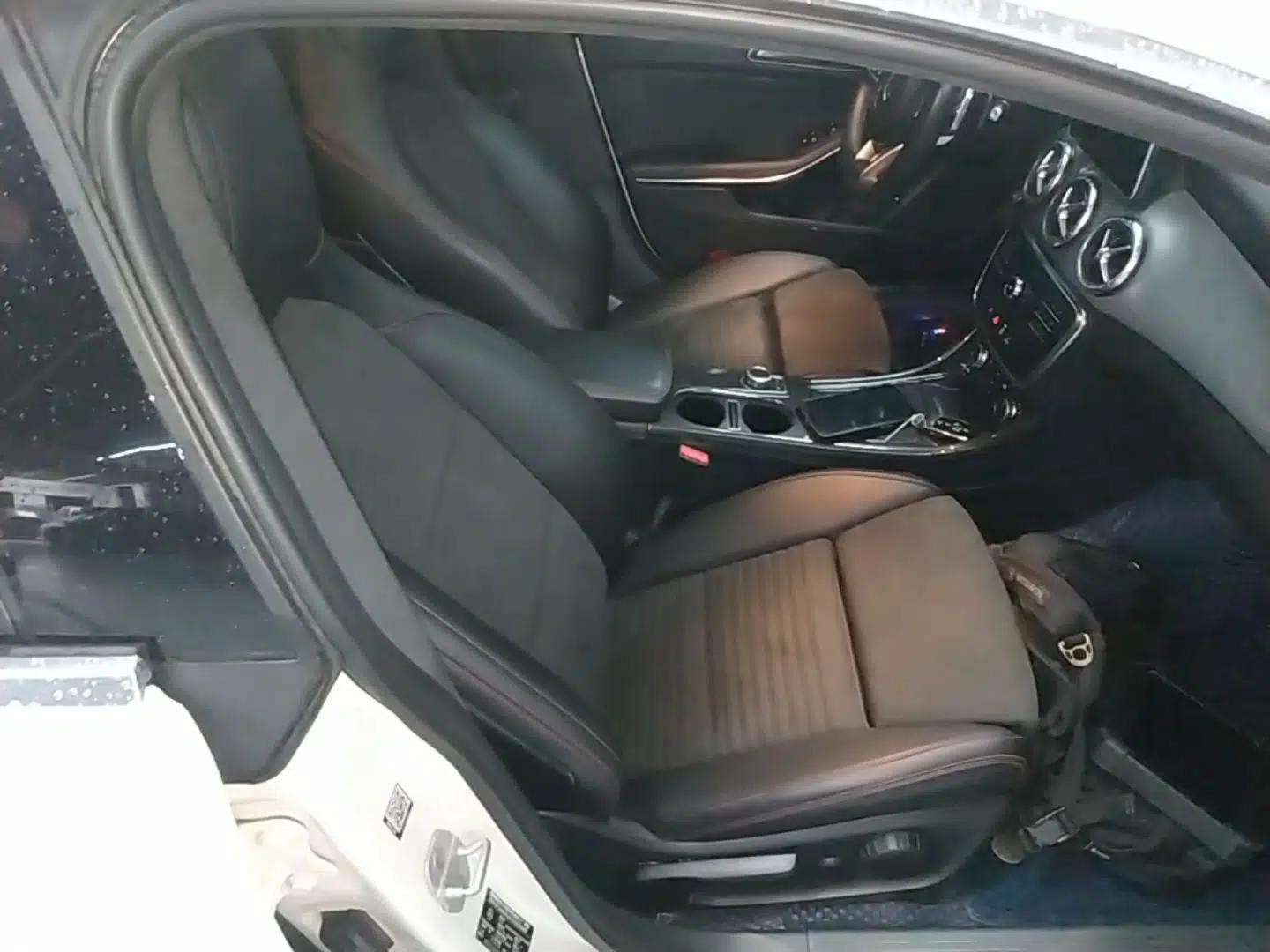 Mercedes-Benz CLA 2016 CLA 220 4MATIC — миниатюра 23