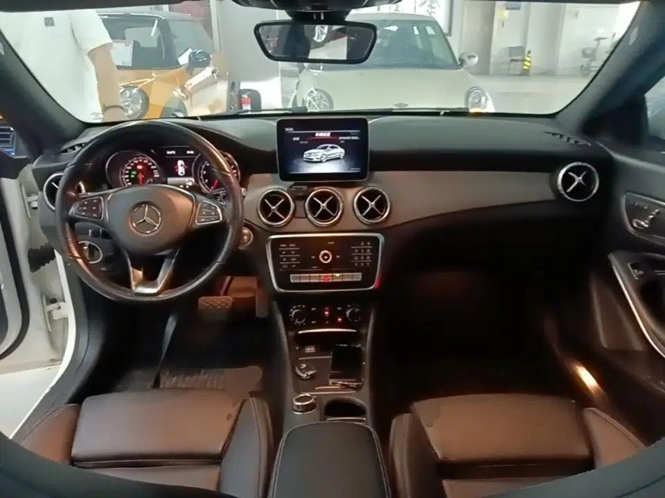 Mercedes-Benz CLA 2019 CLA 200 Sport Edition — миниатюра 13