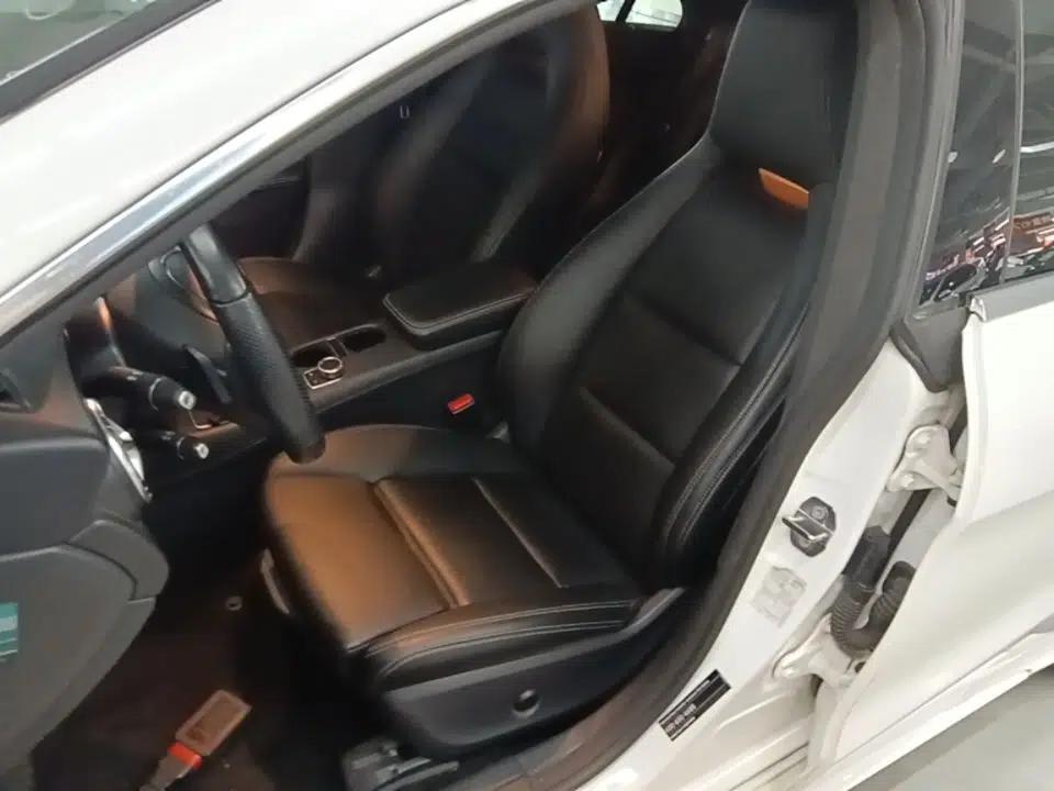 Mercedes-Benz CLA 2019 CLA 200 Sport Edition — миниатюра 18