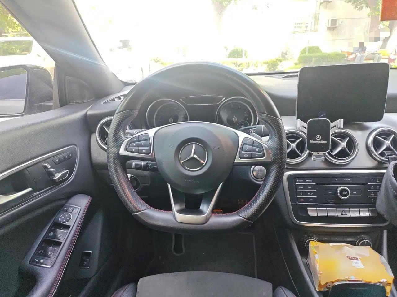Mercedes-Benz CLA 2017 CLA 220 4MATIC — миниатюра 11