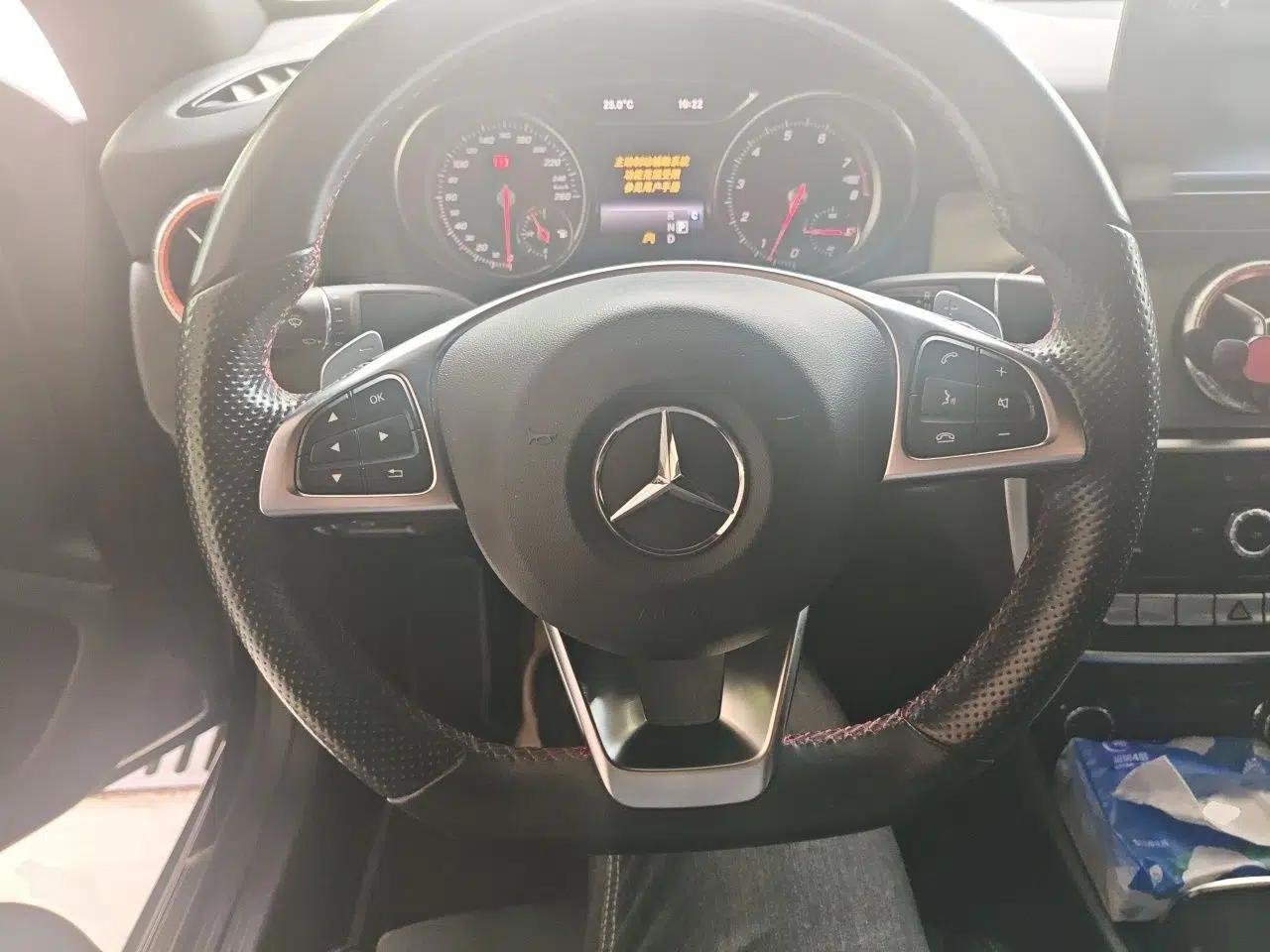Mercedes-Benz CLA 2017 CLA 220 4MATIC — миниатюра 11