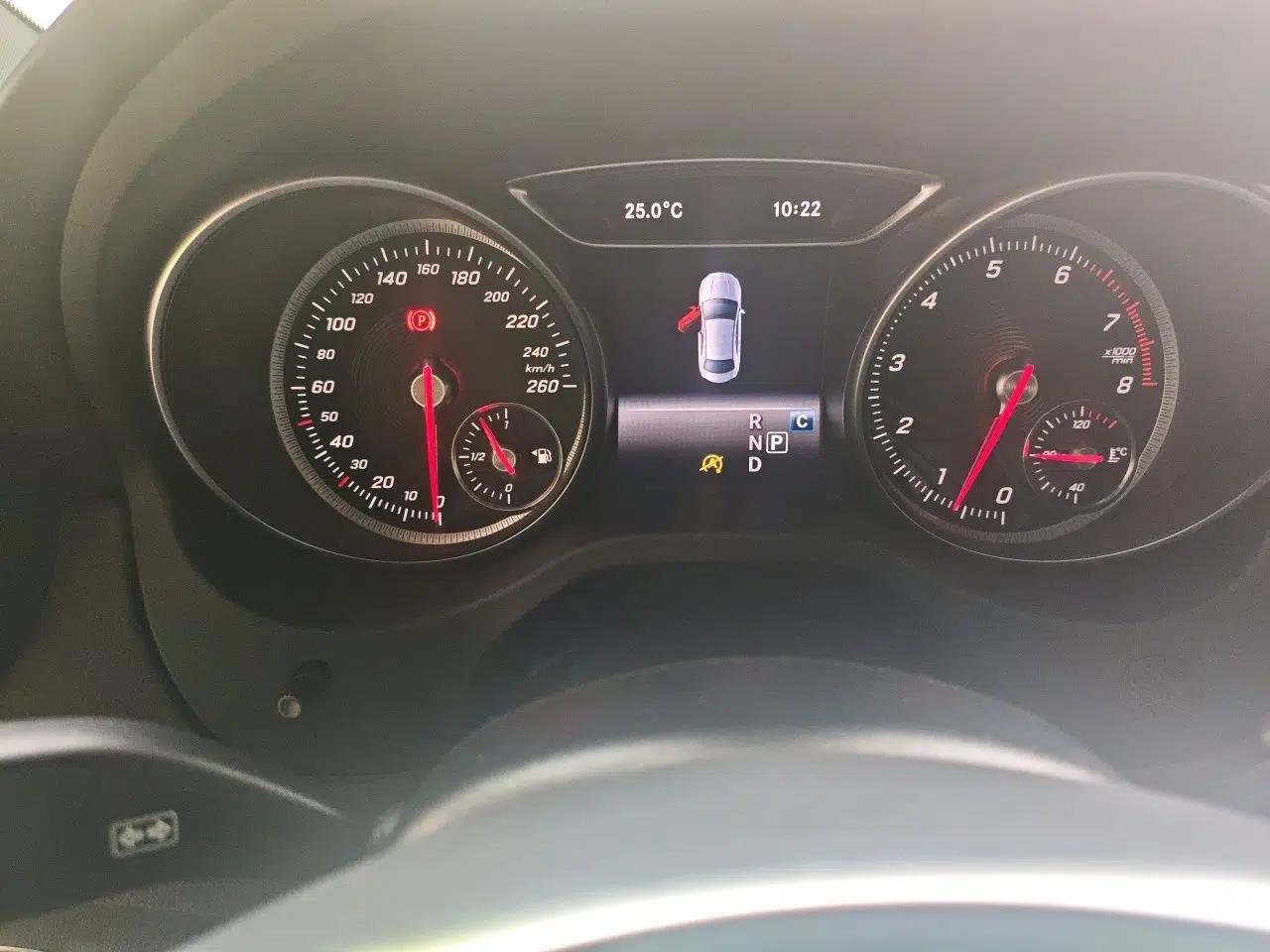 Mercedes-Benz CLA 2017 CLA 220 4MATIC — миниатюра 12