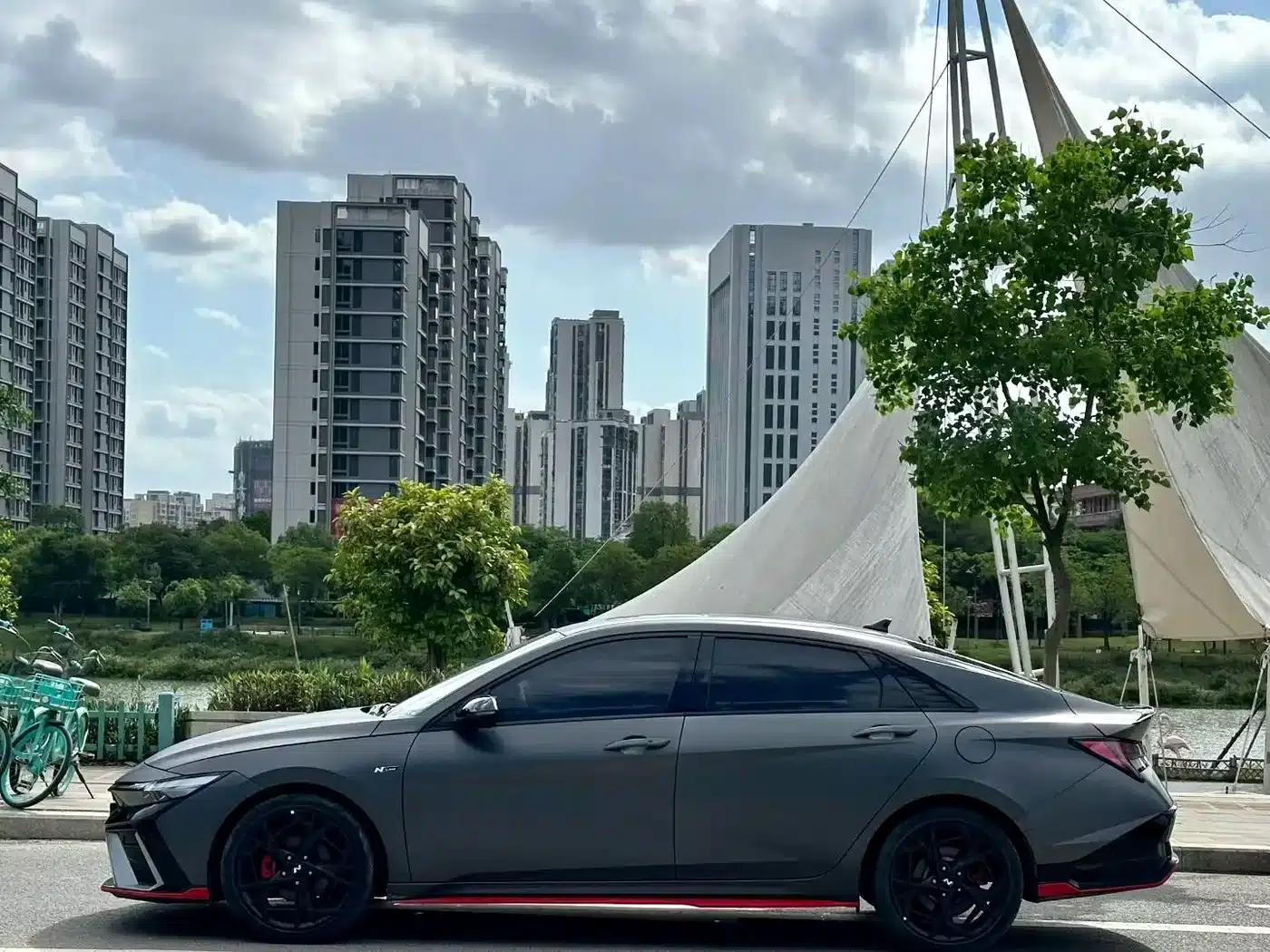 2023 Hyundai Elantra 240TGDi DCT N Line LUX Premium Edition — миниатюра 3