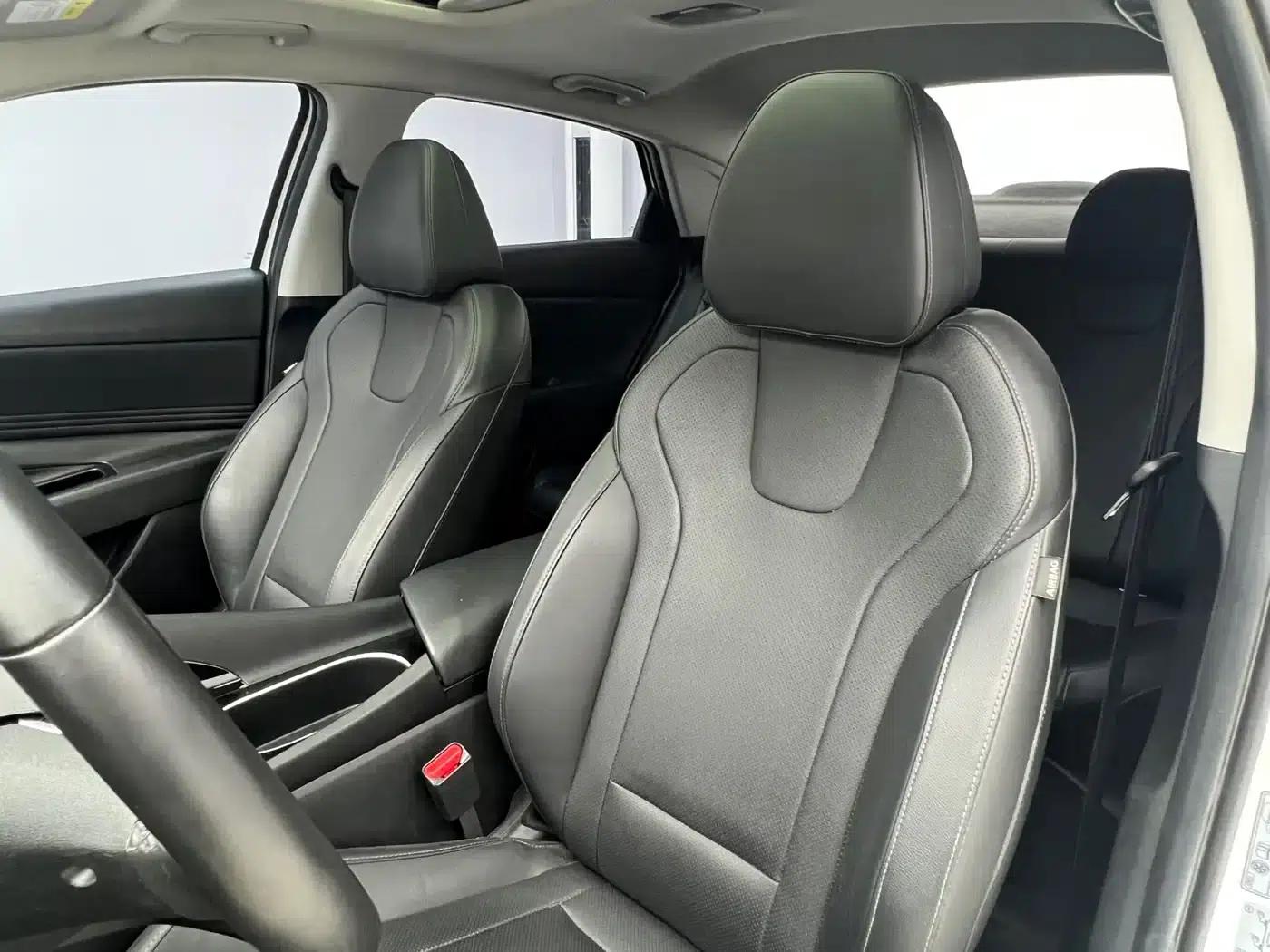 Hyundai Elantra 2022 1.5L CVT GLX Elite Edition — миниатюра 11