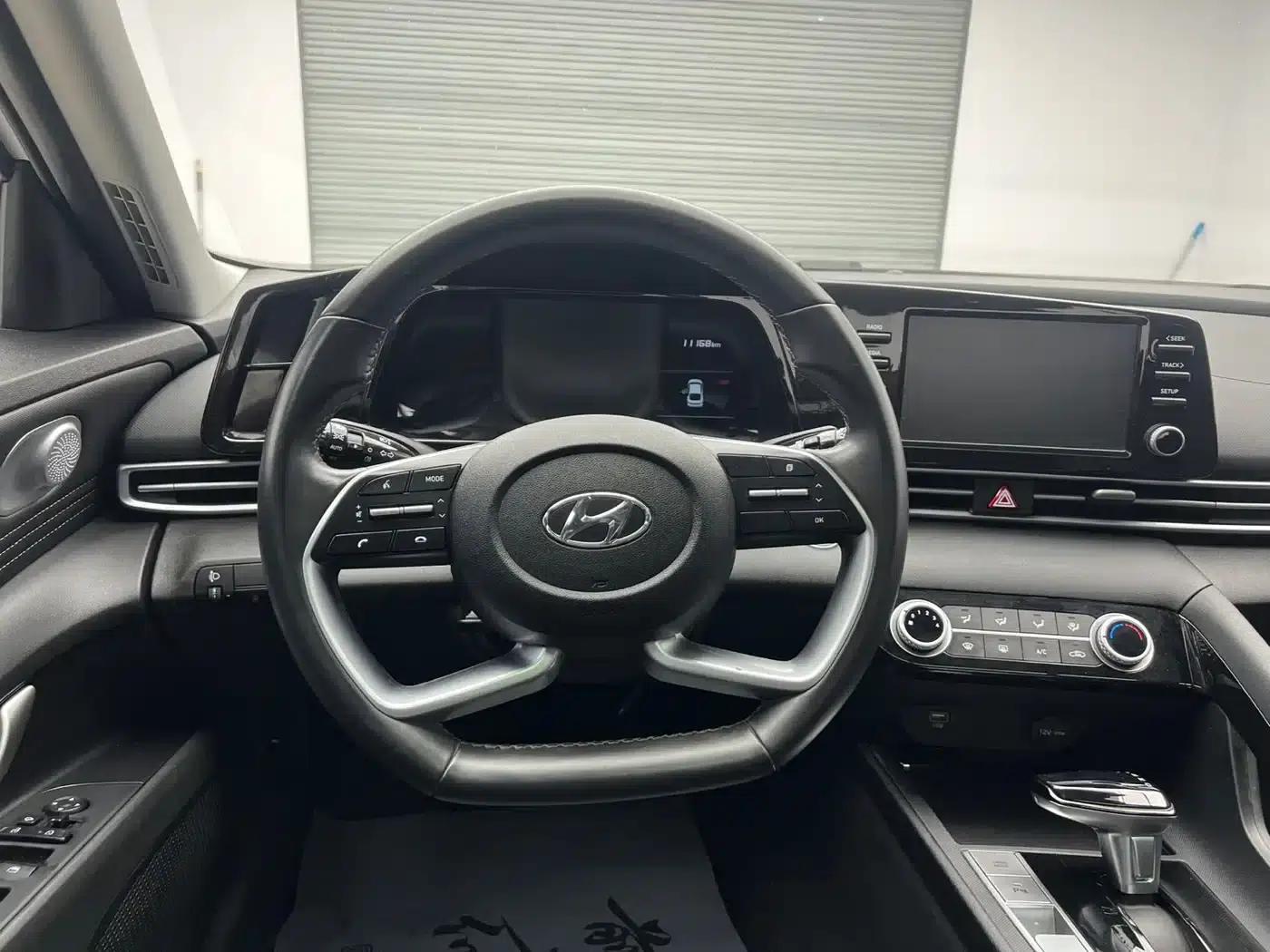Hyundai Elantra 2022 1.5L CVT GLX Elite Edition — миниатюра 14