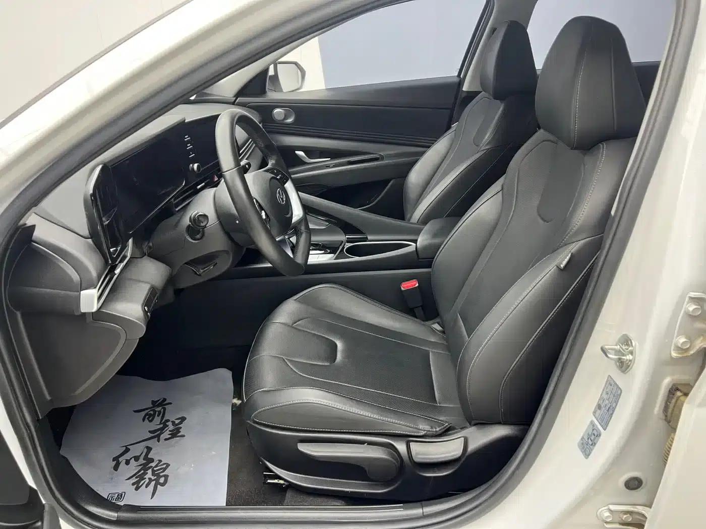 Hyundai Elantra 2022 1.5L CVT GLX Elite Edition — миниатюра 7
