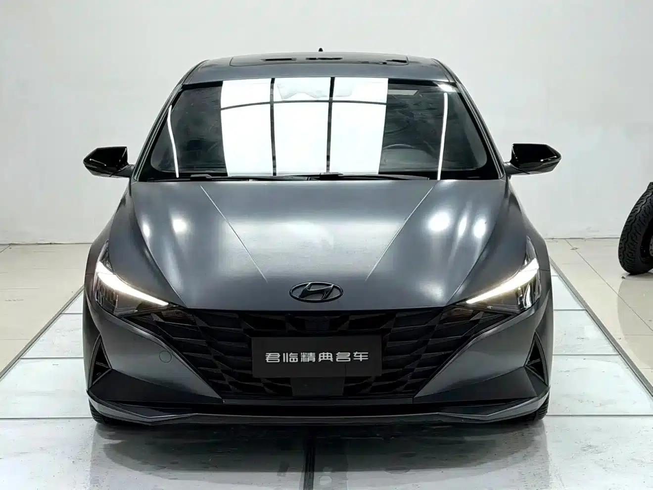 Hyundai Elantra 2022 1.5L CVT 20th Anniversary Edition — миниатюра 2