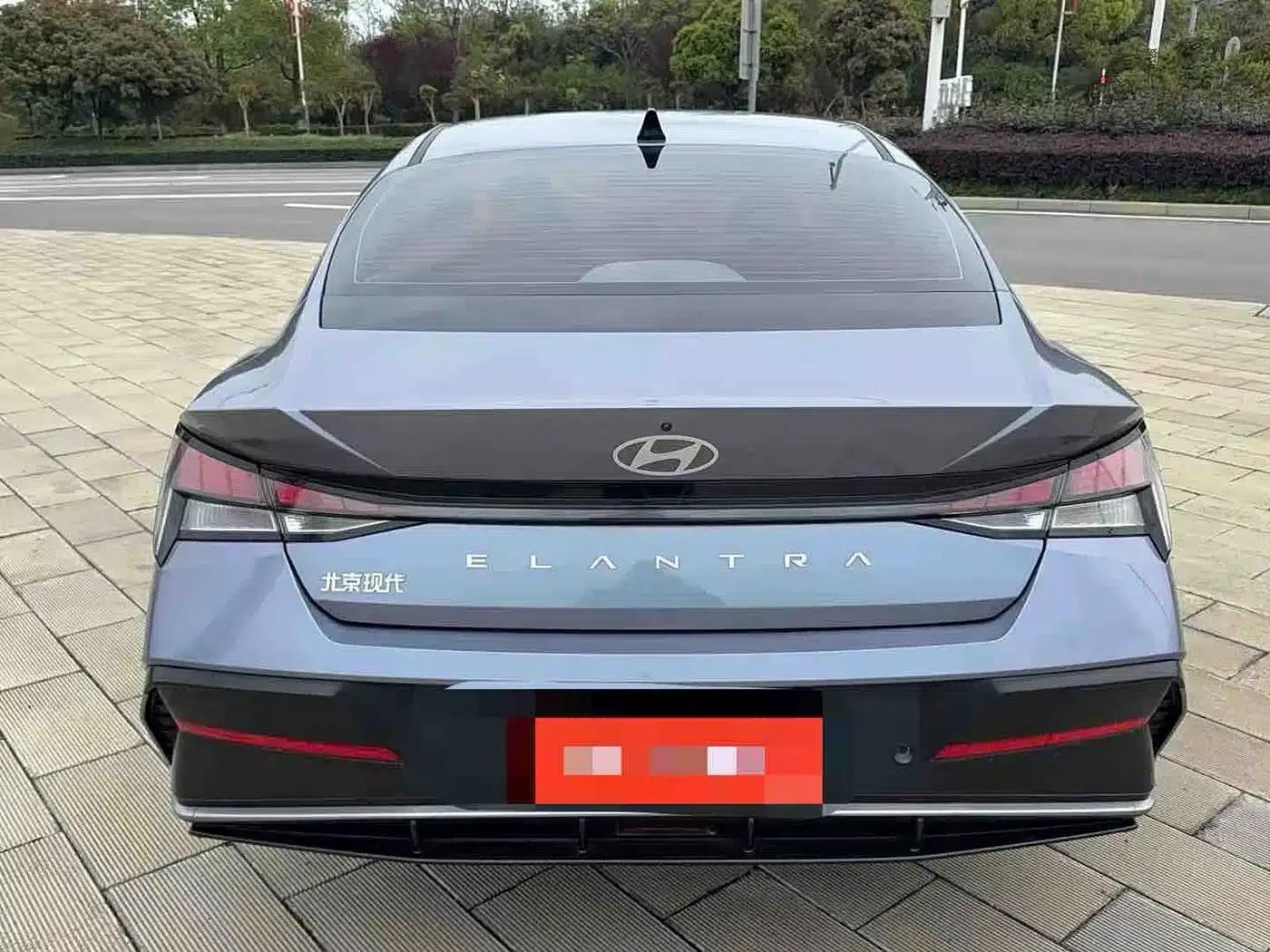 Hyundai Elantra 2022 1.5L CVT GLX Elite Edition — миниатюра 4
