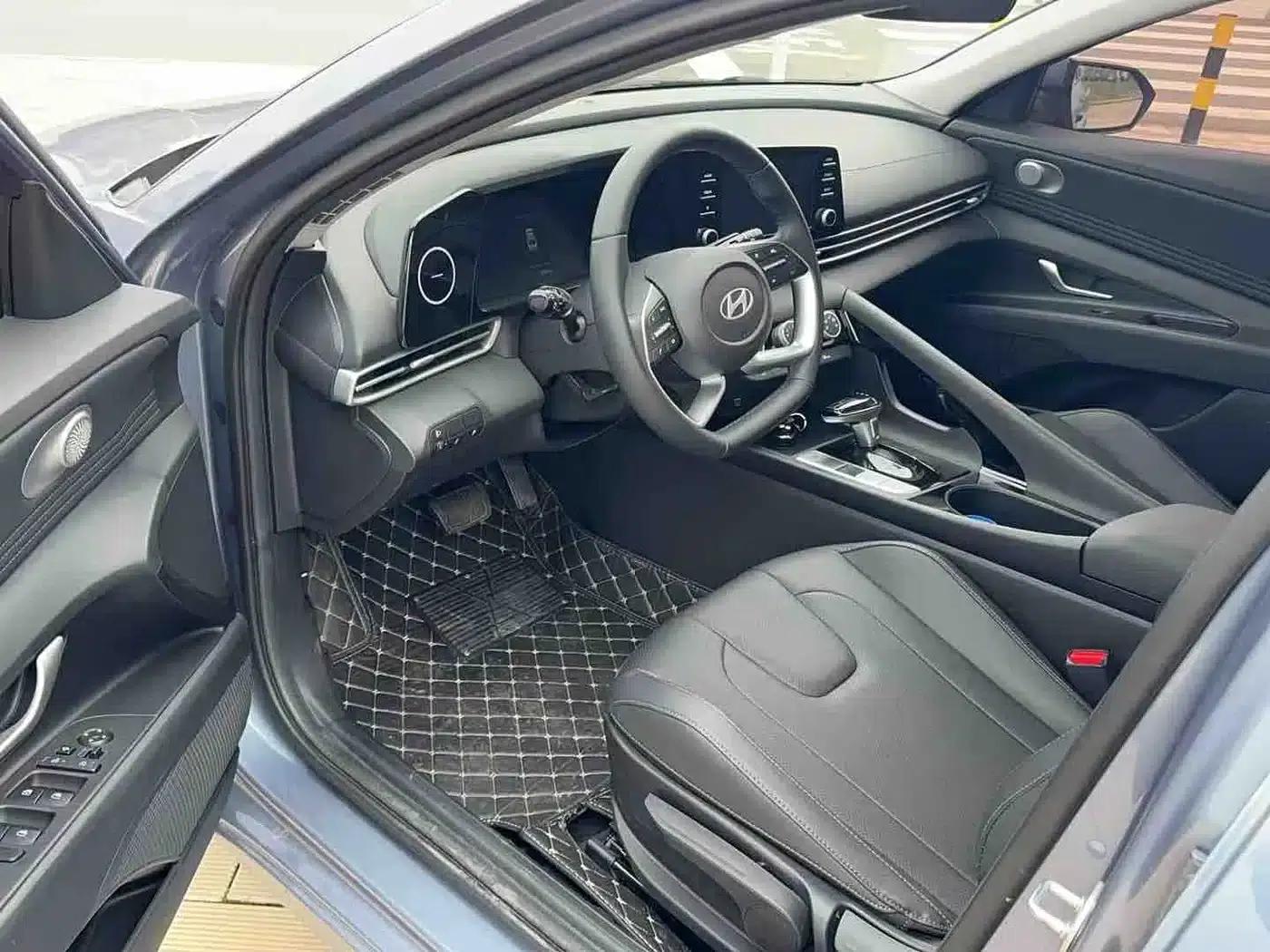 Hyundai Elantra 2022 1.5L CVT GLX Elite Edition — миниатюра 7