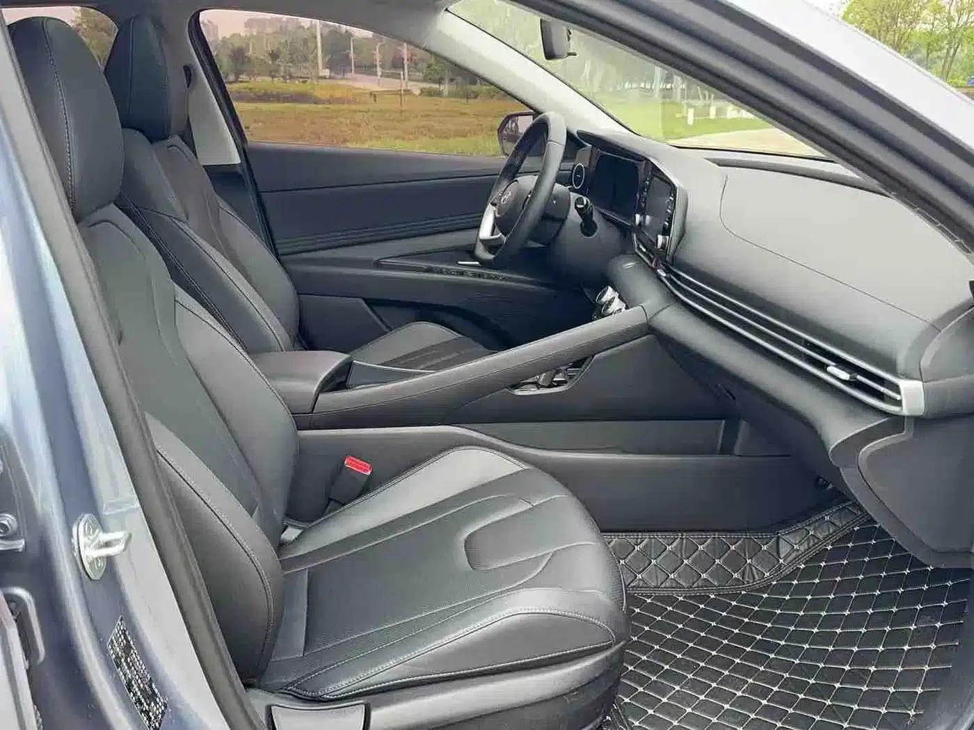Hyundai Elantra 2022 1.5L CVT GLX Elite Edition — миниатюра 8