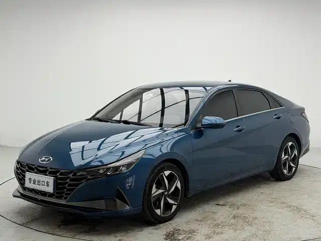 Hyundai Elantra 2022 1.5L CVT LUX Premium Edition